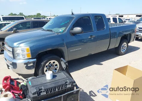 2013 Chevrolet Silverado 1500 Ls from USA, damaged, VIN 1GCRCREA8DZ137693